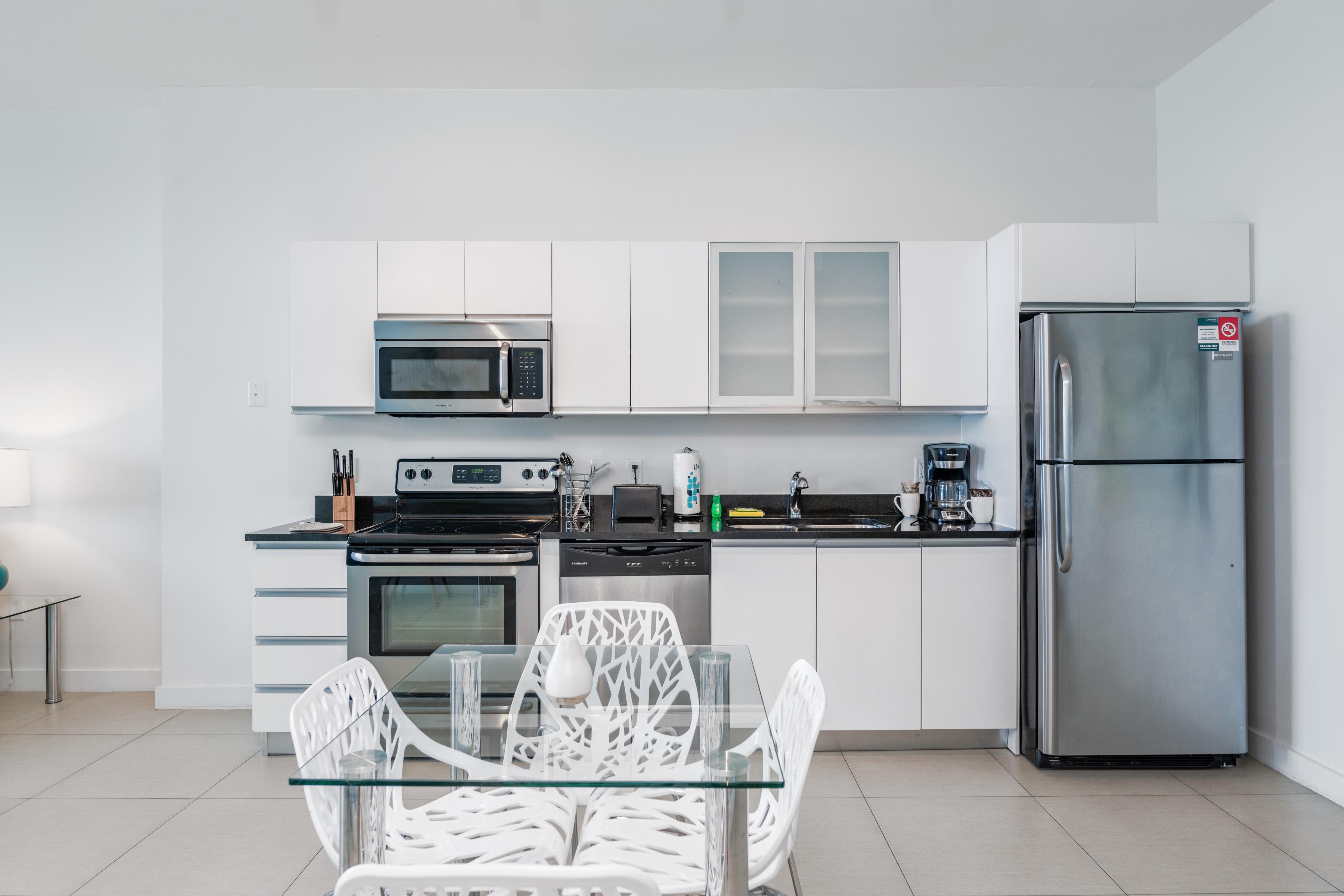 Churchill Suites Monte Carlo Miami Beach Extérieur photo