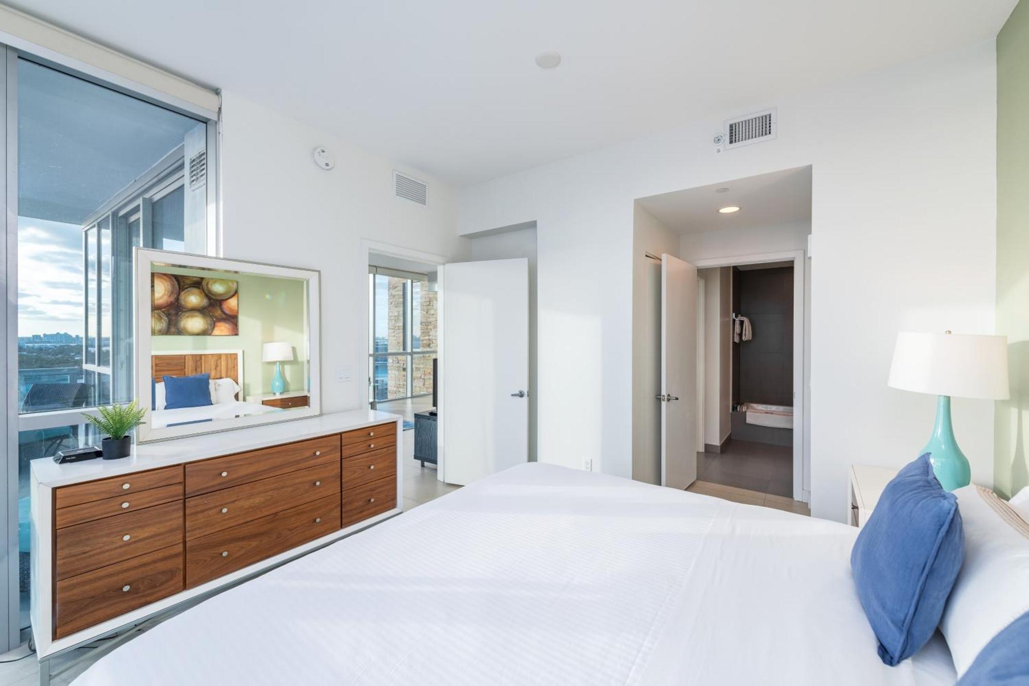 Churchill Suites Monte Carlo Miami Beach Chambre photo