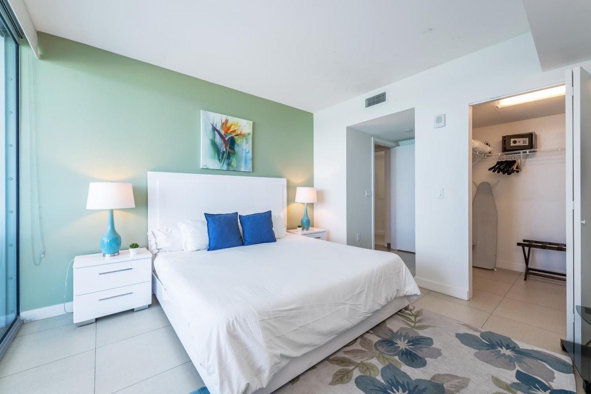 Churchill Suites Monte Carlo Miami Beach Chambre photo